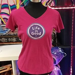 Like new!Small life is good tee shirt